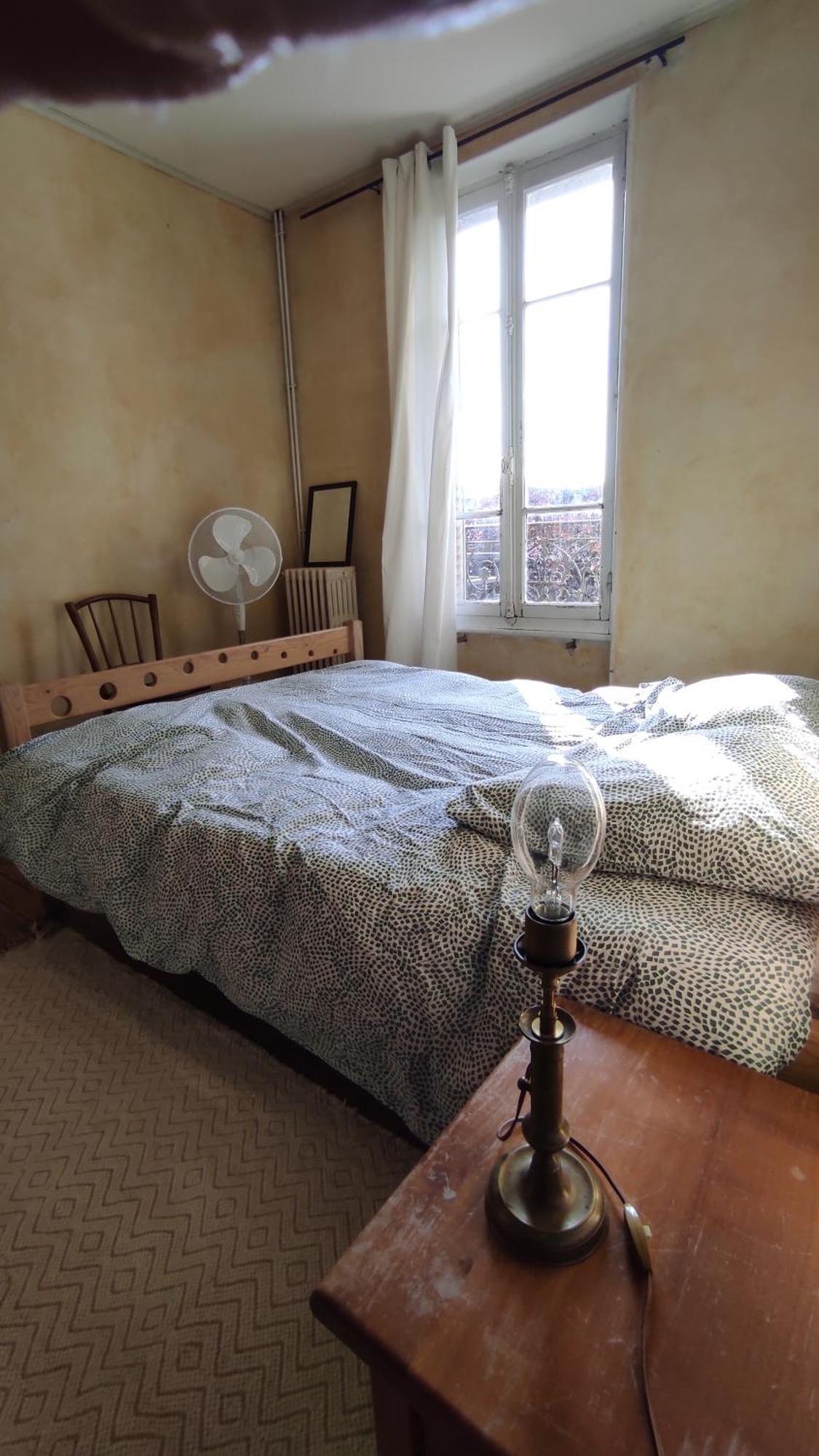 Grande Maison Ancienne Simple Et Spacieuse. Vichy Eksteriør bilde